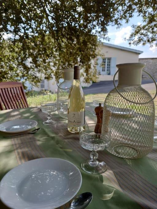 Entre Pierre Et Vigne - Charming Former Winery Farmhouse With Hot Tub & Swimming Pool Monestier  エクステリア 写真
