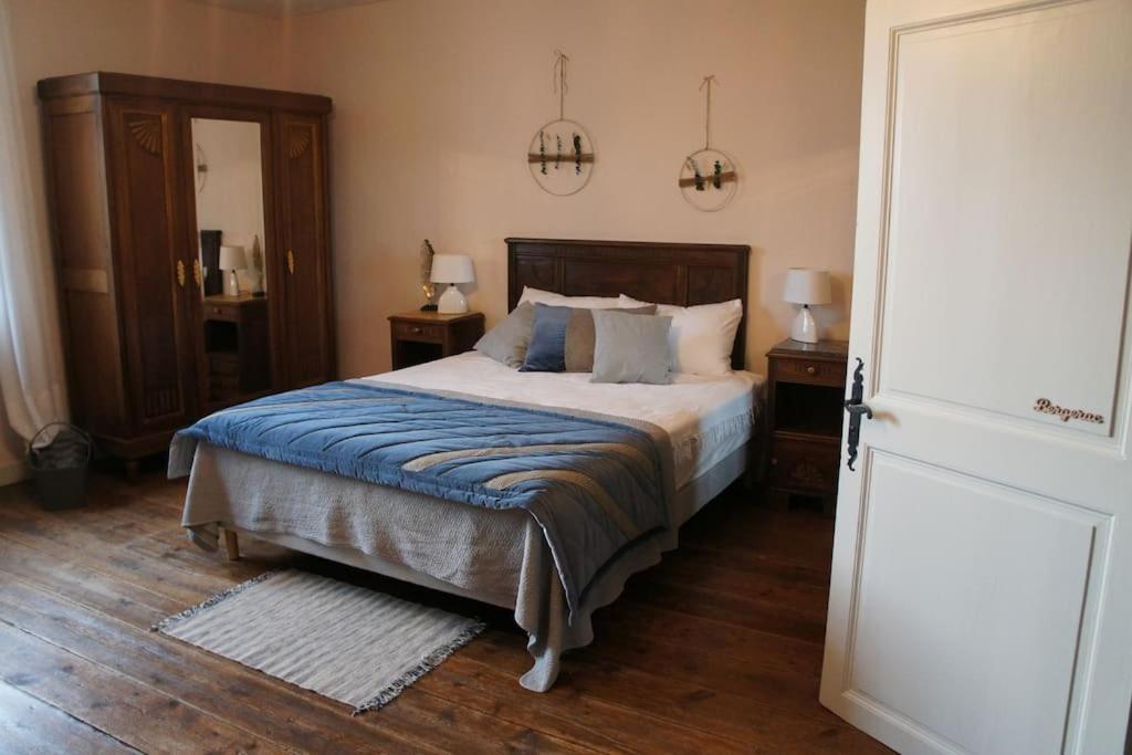 Entre Pierre Et Vigne - Charming Former Winery Farmhouse With Hot Tub & Swimming Pool Monestier  エクステリア 写真